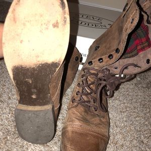 Pre-worn brown Steve Madden boots